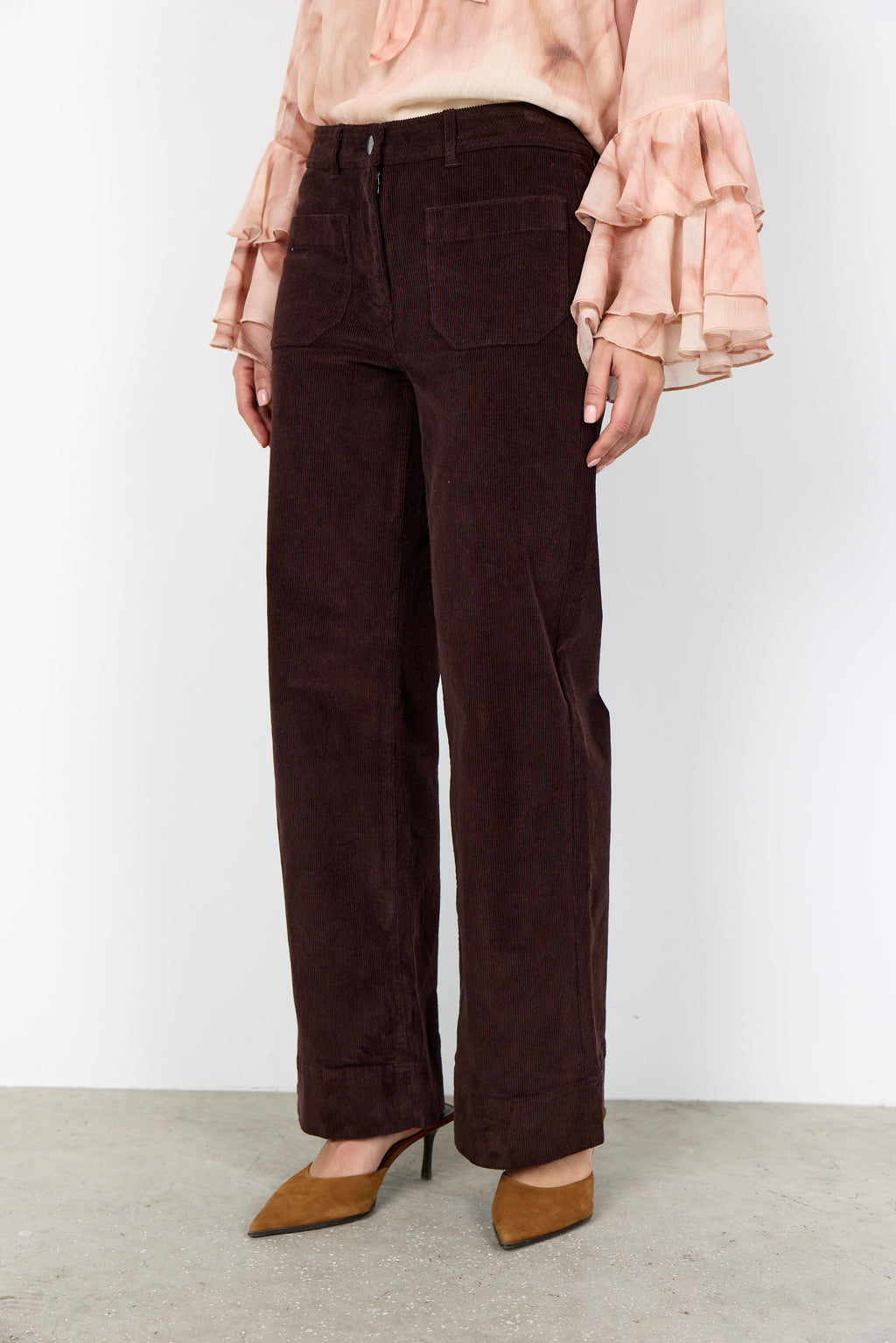 Helin Wide Leg Patch Pocket Corduroy Pants
