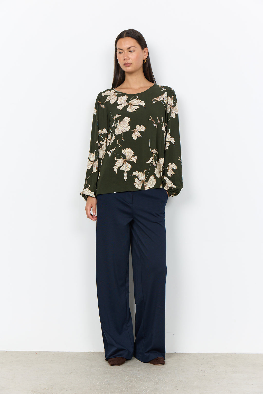 Hamida Round Neck Floral Blouse