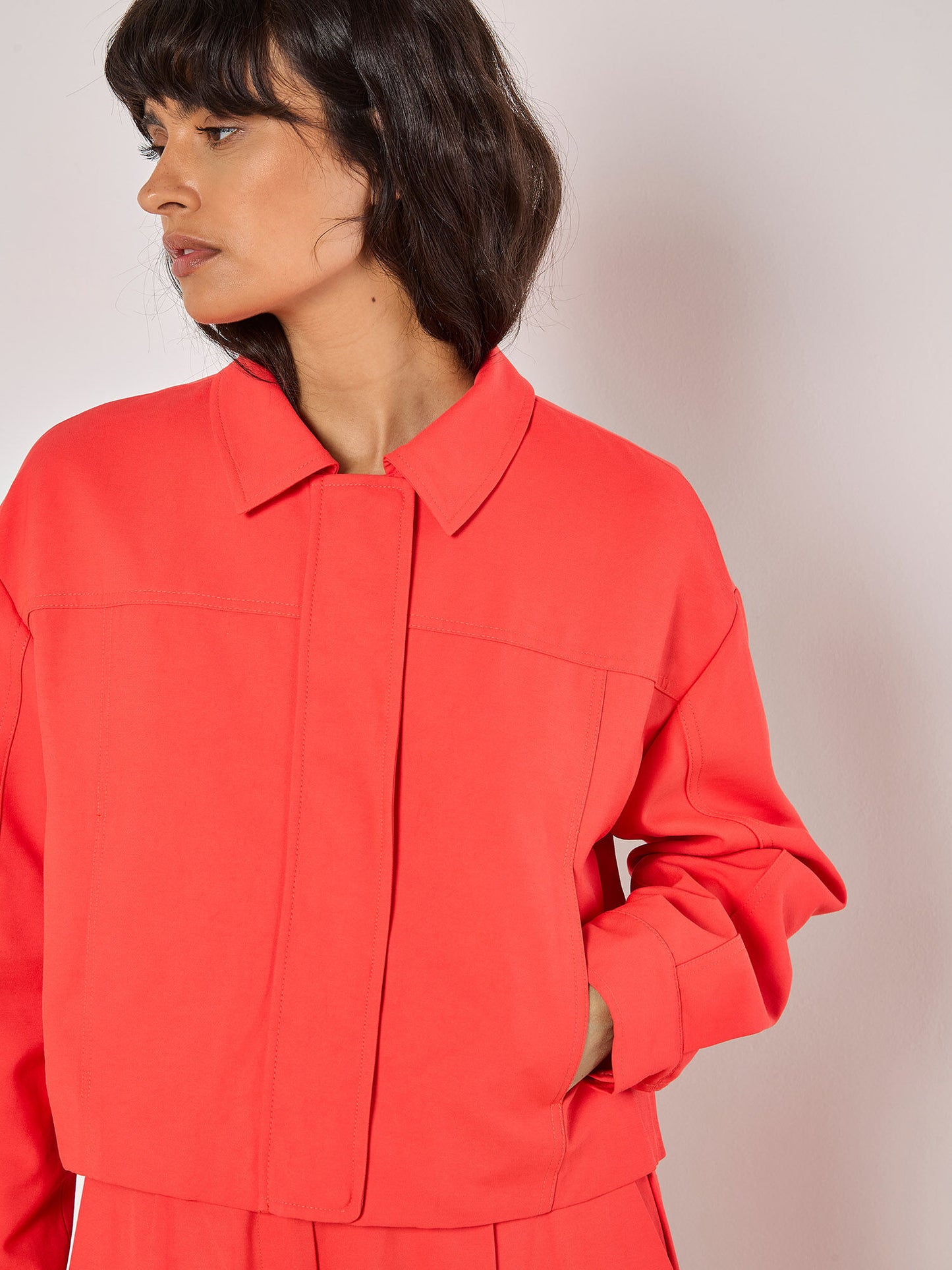Soft Tailored Cropped Jacket