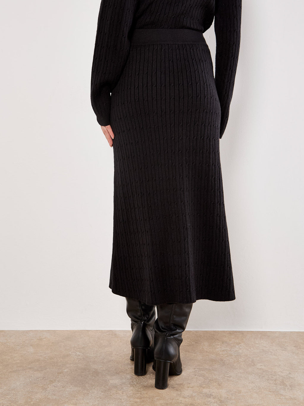 Fine Gauge Cable Knit Midi Skirt