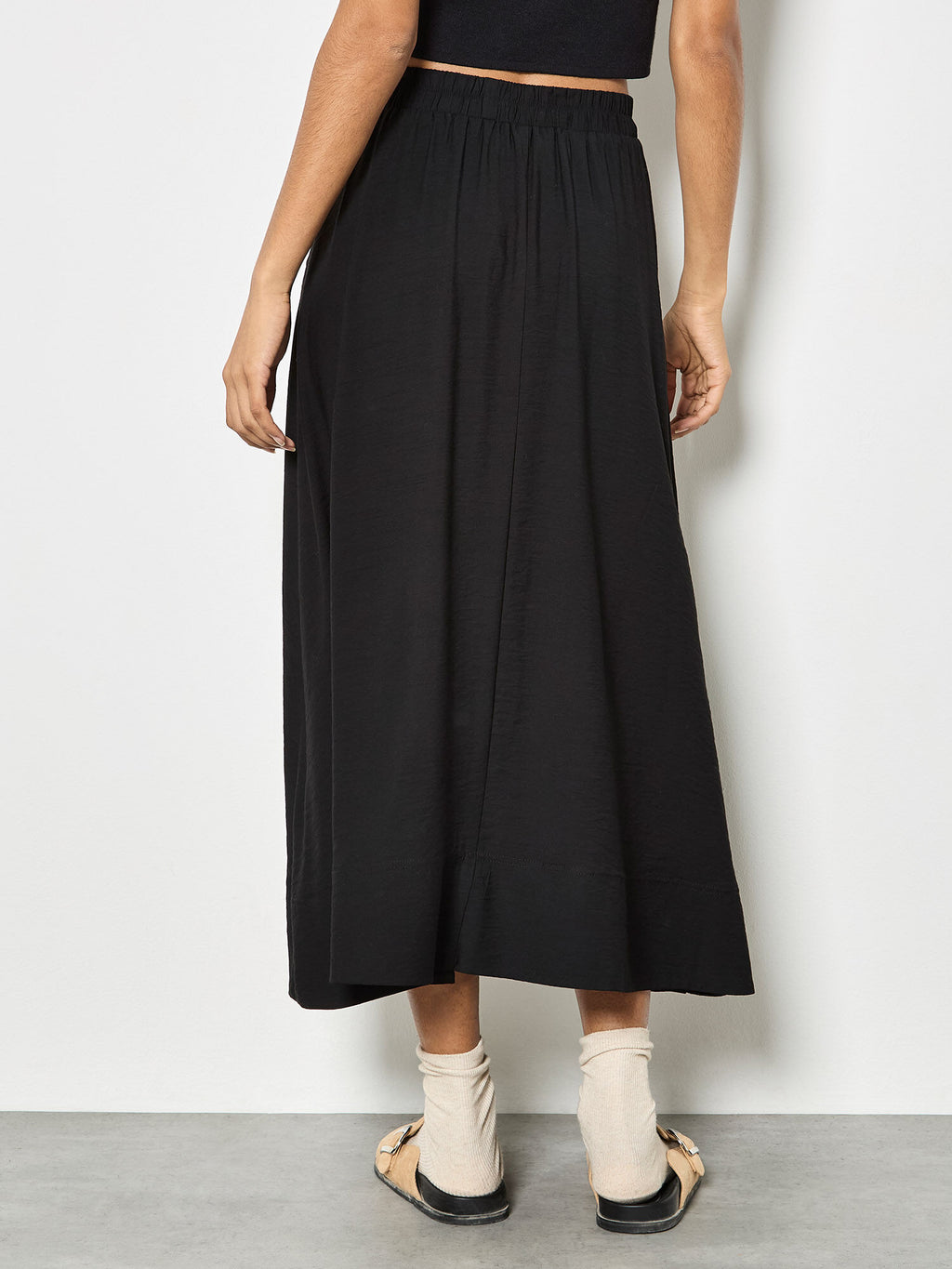 A-Line Crepe Textured Midi Skirt