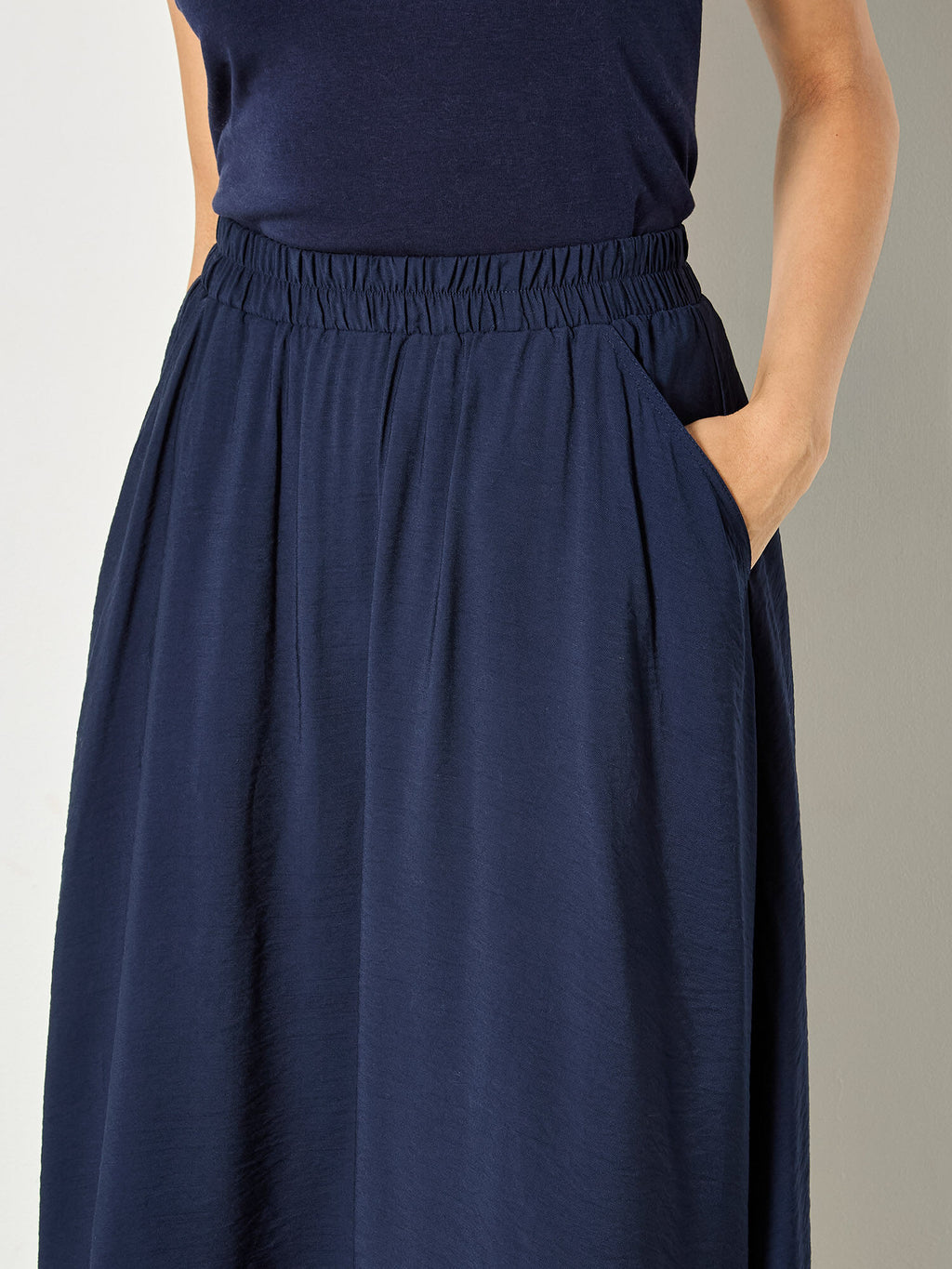 A-Line Crepe Textured Midi Skirt