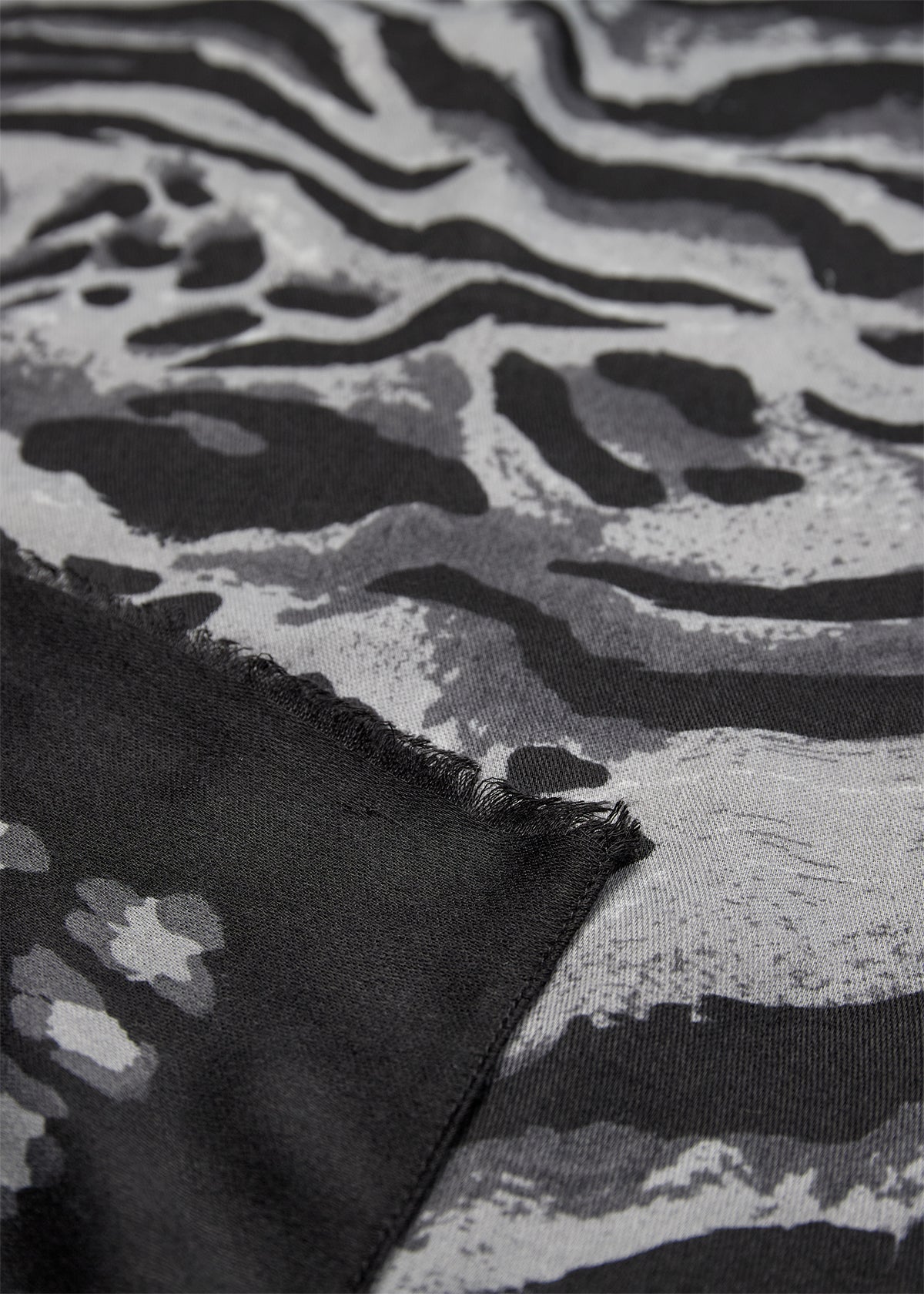 Virna Animal Print Scarf