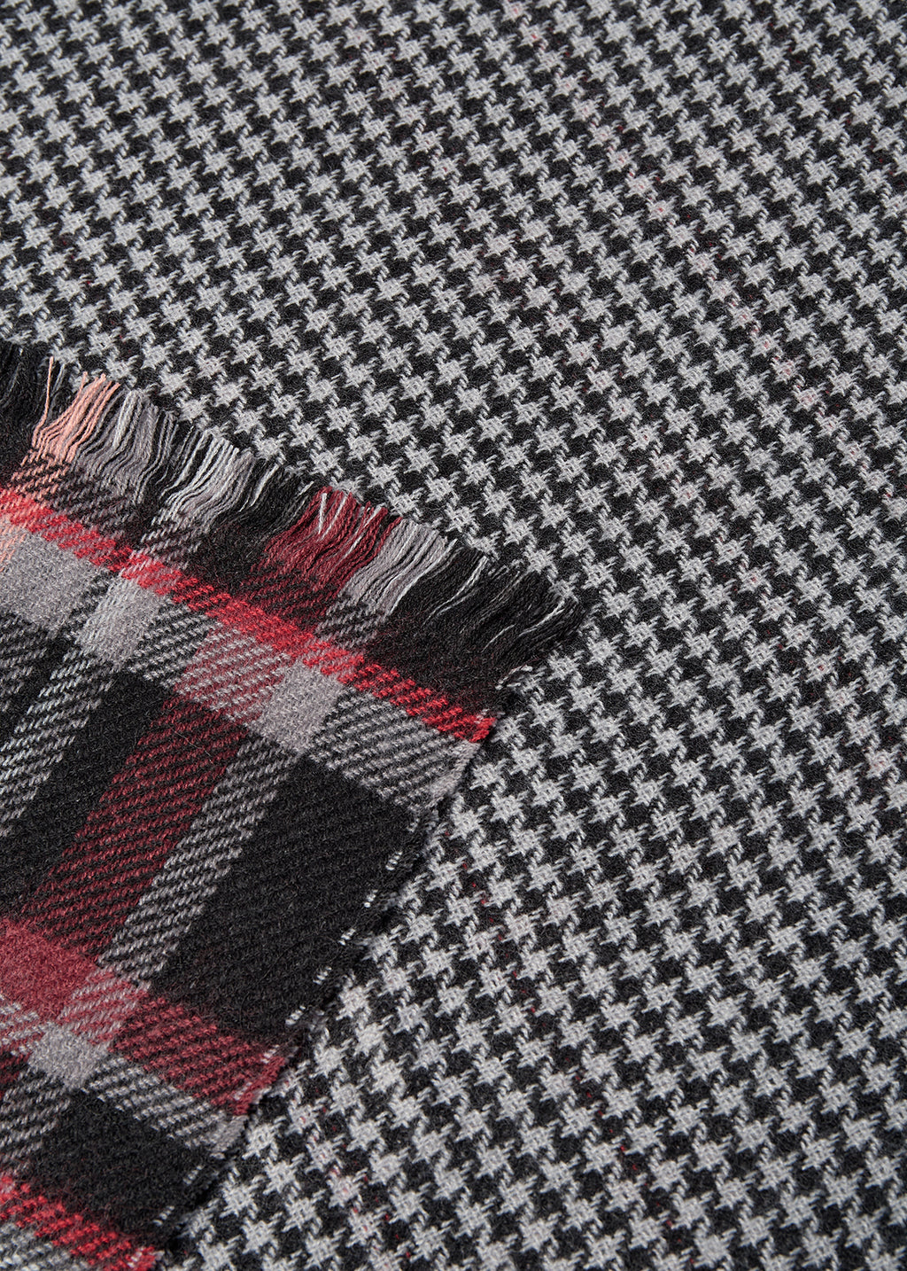 Varna Plaid Scarf