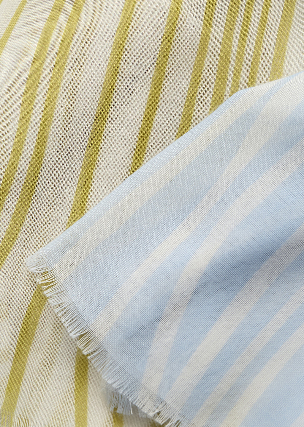 Canina Striped Pattern Scarf