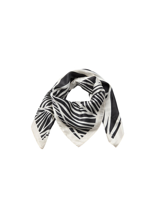 Camitta Geometric Print Scarf
