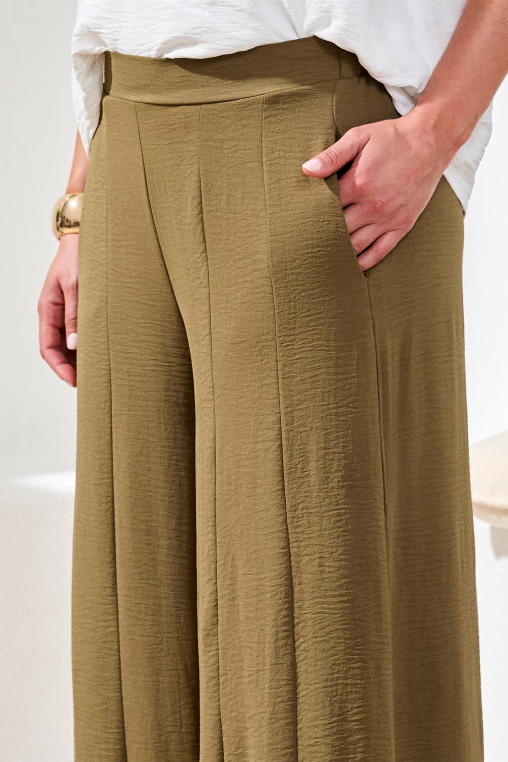 Wide Leg Flowy Pant