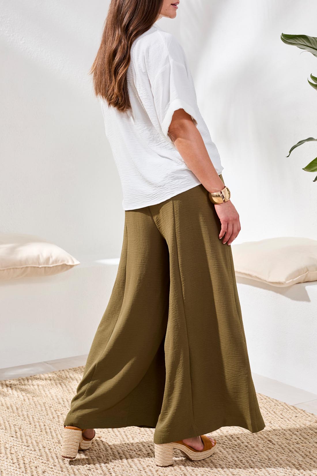 Wide Leg Flowy Pant