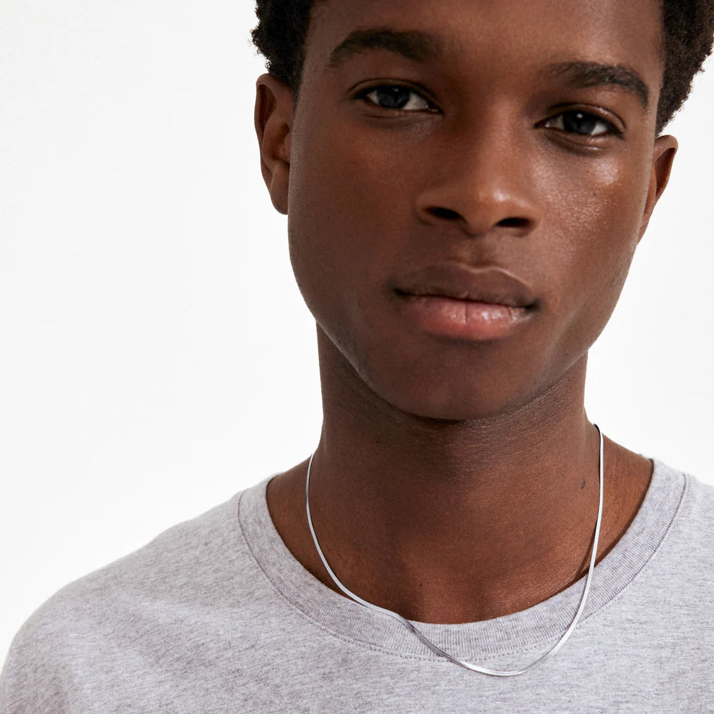 Nikita Herringbone Chain Necklace