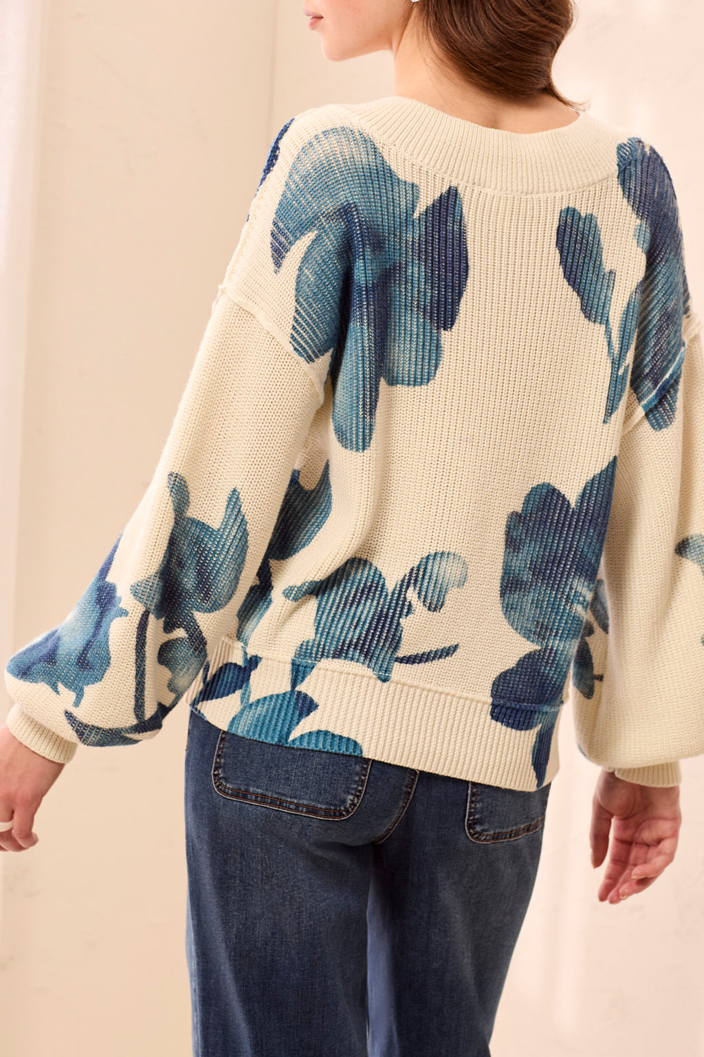 Drop Shoulder V-Neck Puff-Sleeve Printed Sweater