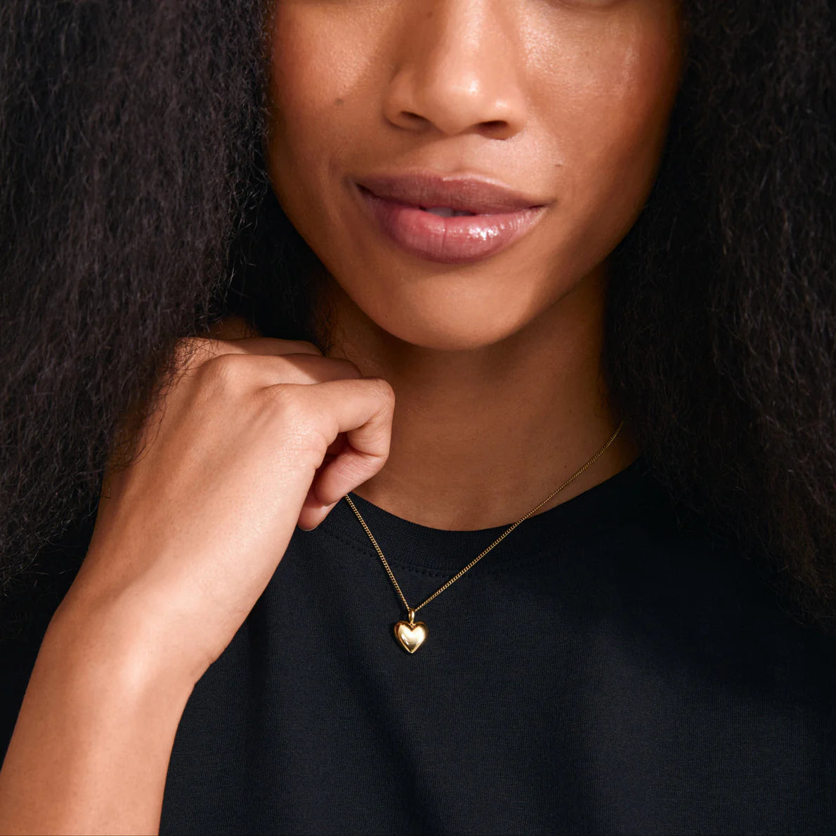 Revan Delicate Heart Necklace