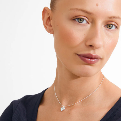 Revan Delicate Heart Necklace