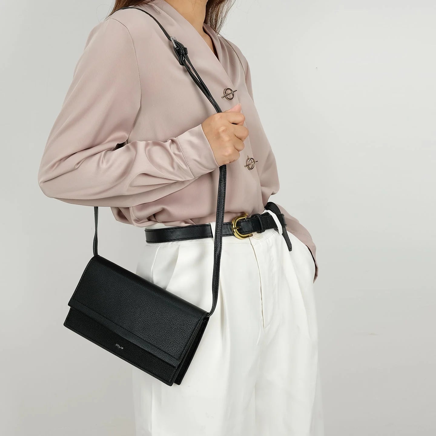 Kaia Organizer Clutch / Crossbody