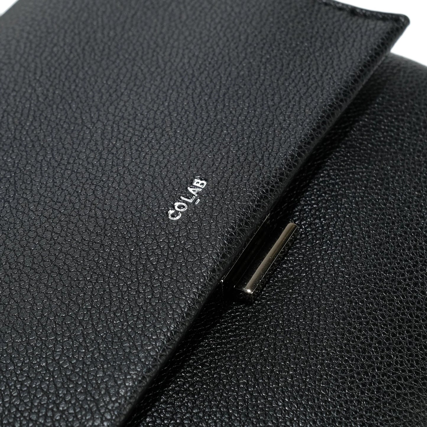 Wynn Crossbody