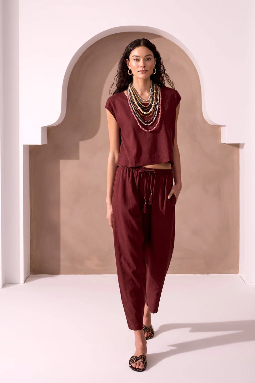 Soft Linen Relaxed Tapered Cropped Pants