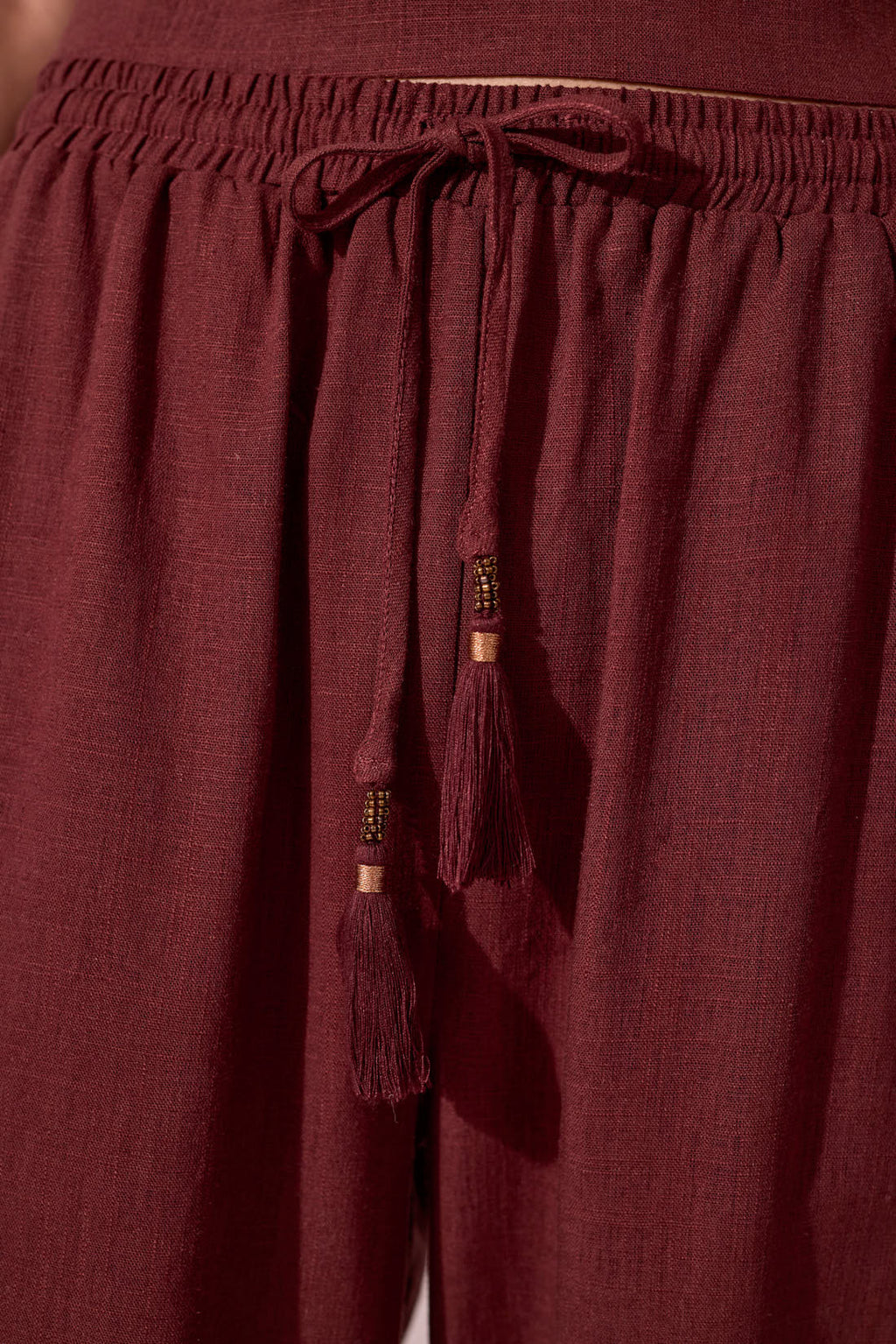 Soft Linen Relaxed Tapered Cropped Pants
