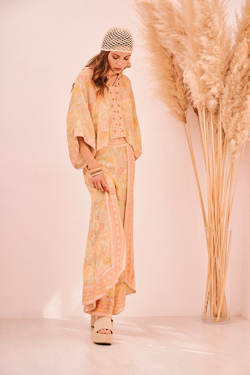 Cropped Butterfly Print Blouse