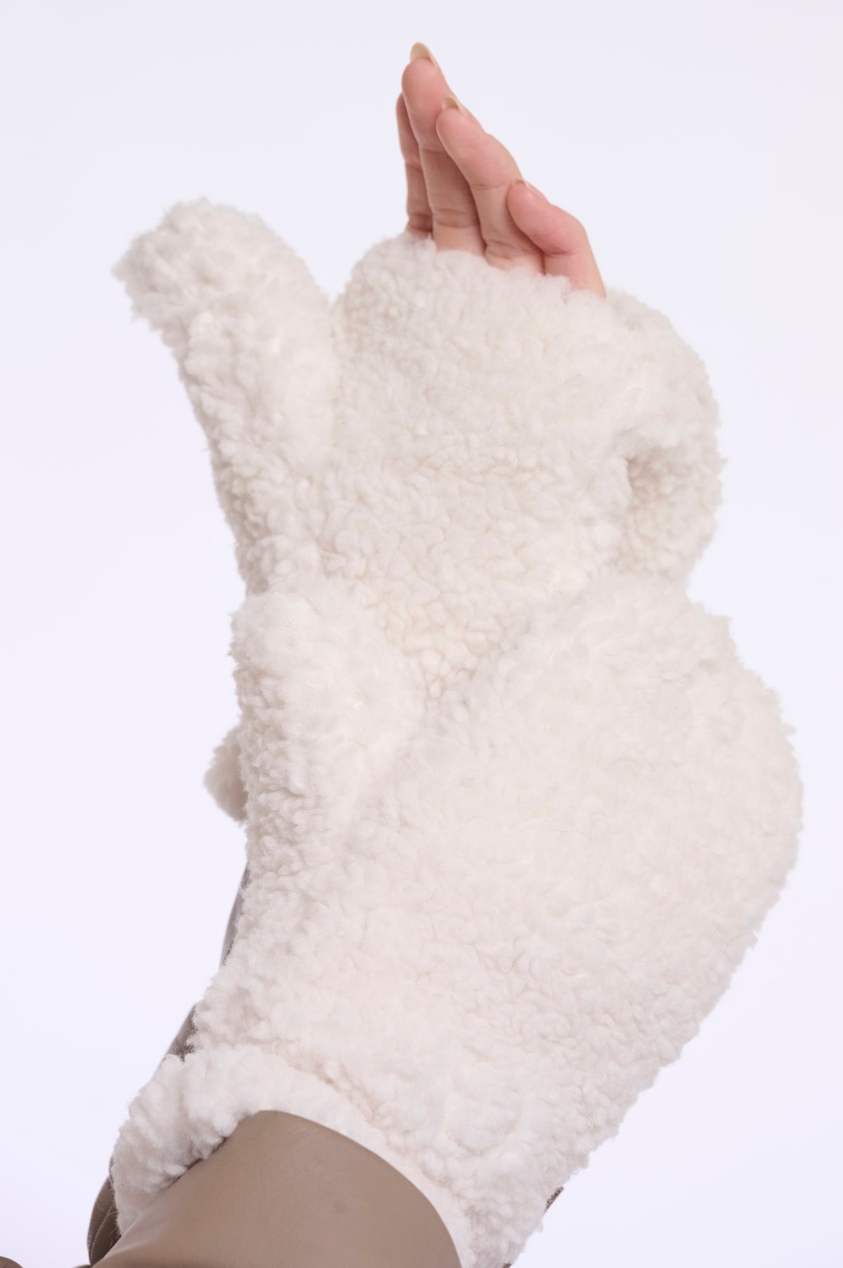 Aleida Teddy Mittens