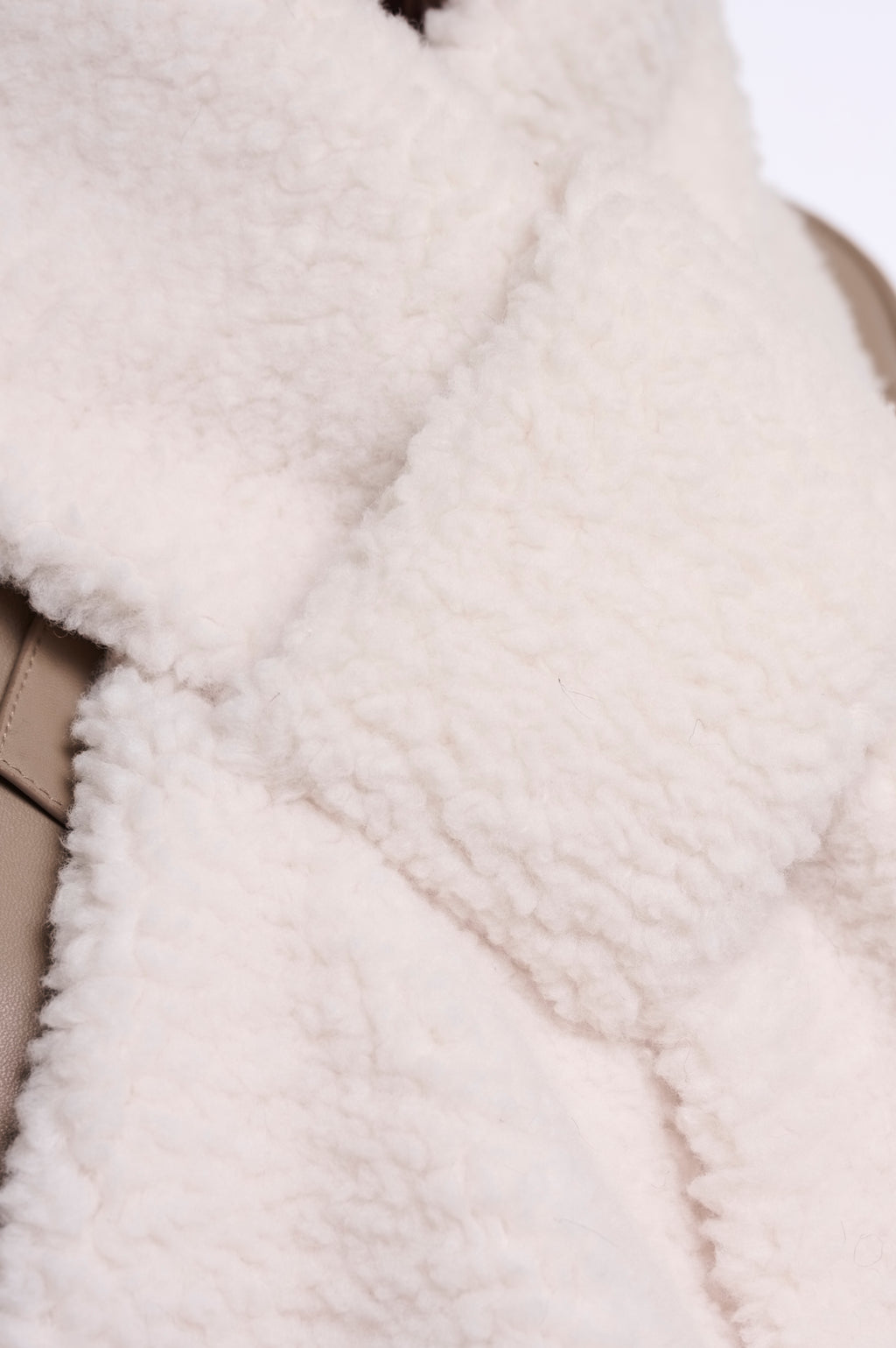 Asho Teddy Scarf