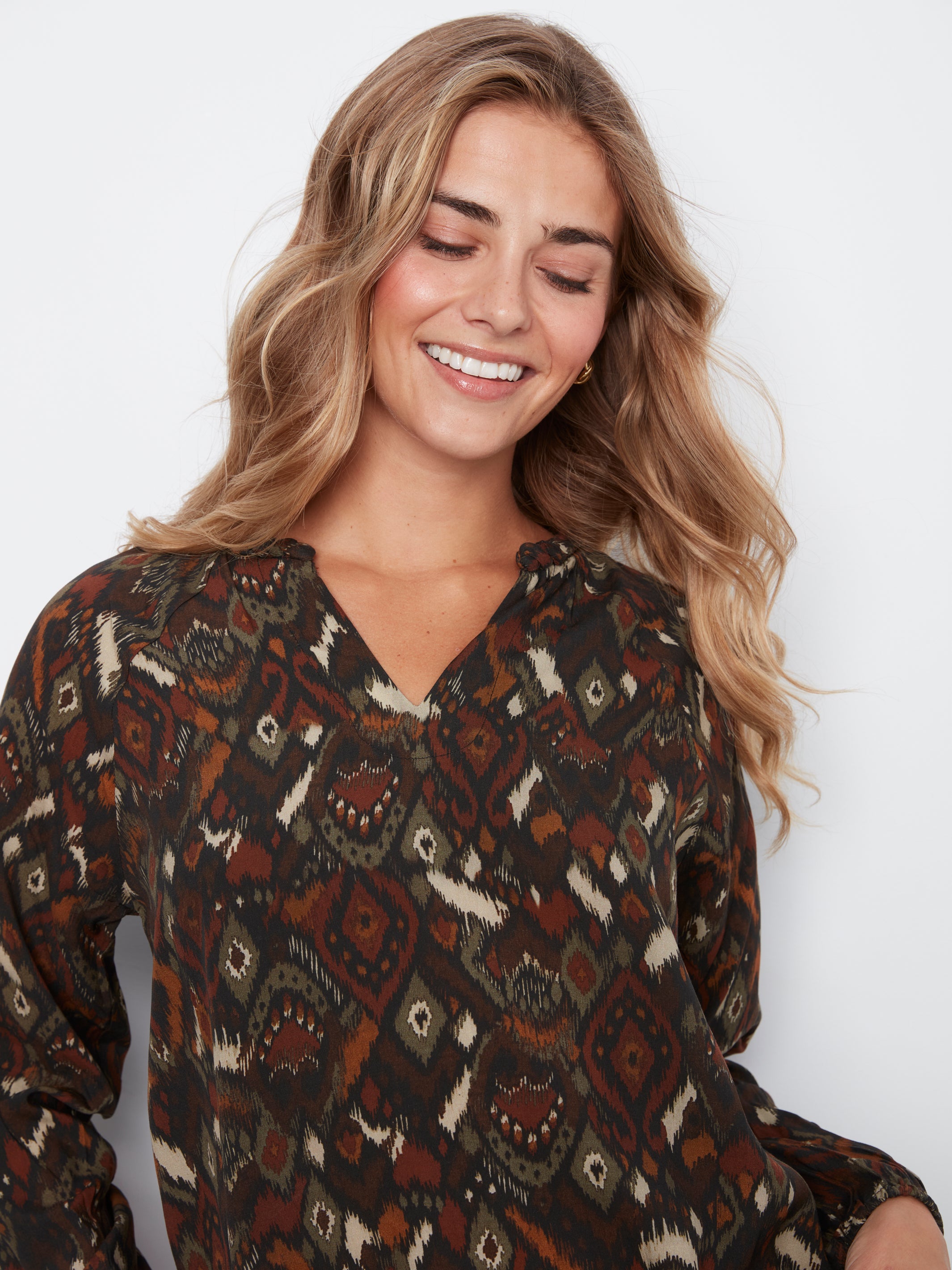 Printed Raglan Long Sleeve Blouse
