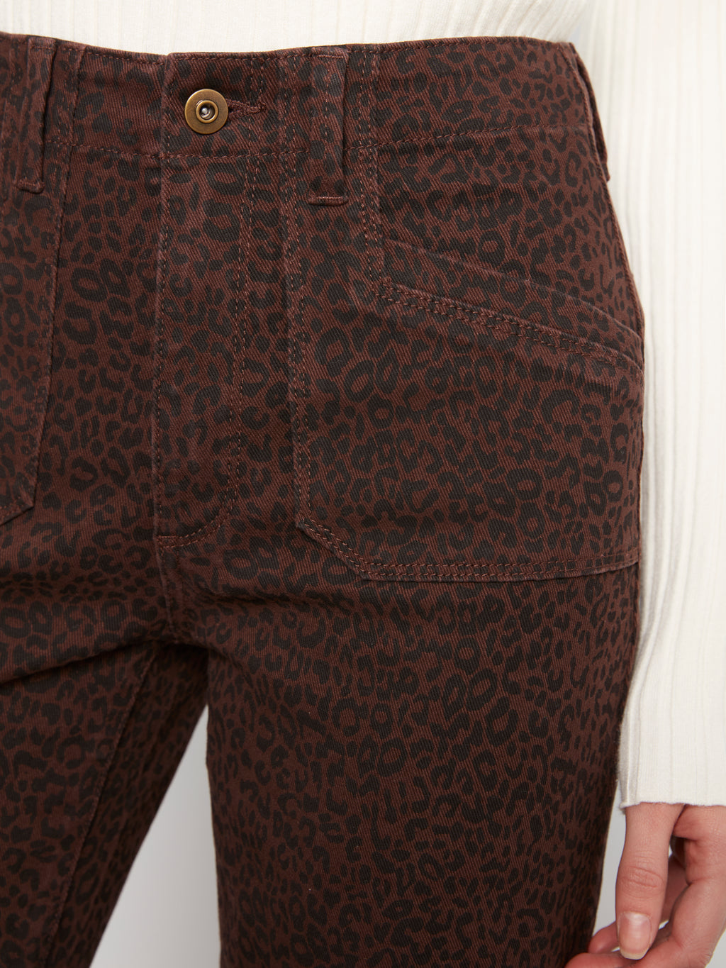 Printed Cropped Wide Leg Twill Pants with Patch Pockets