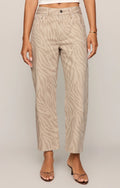The Off Duty Mid-Rise Bowed Ankle Denim