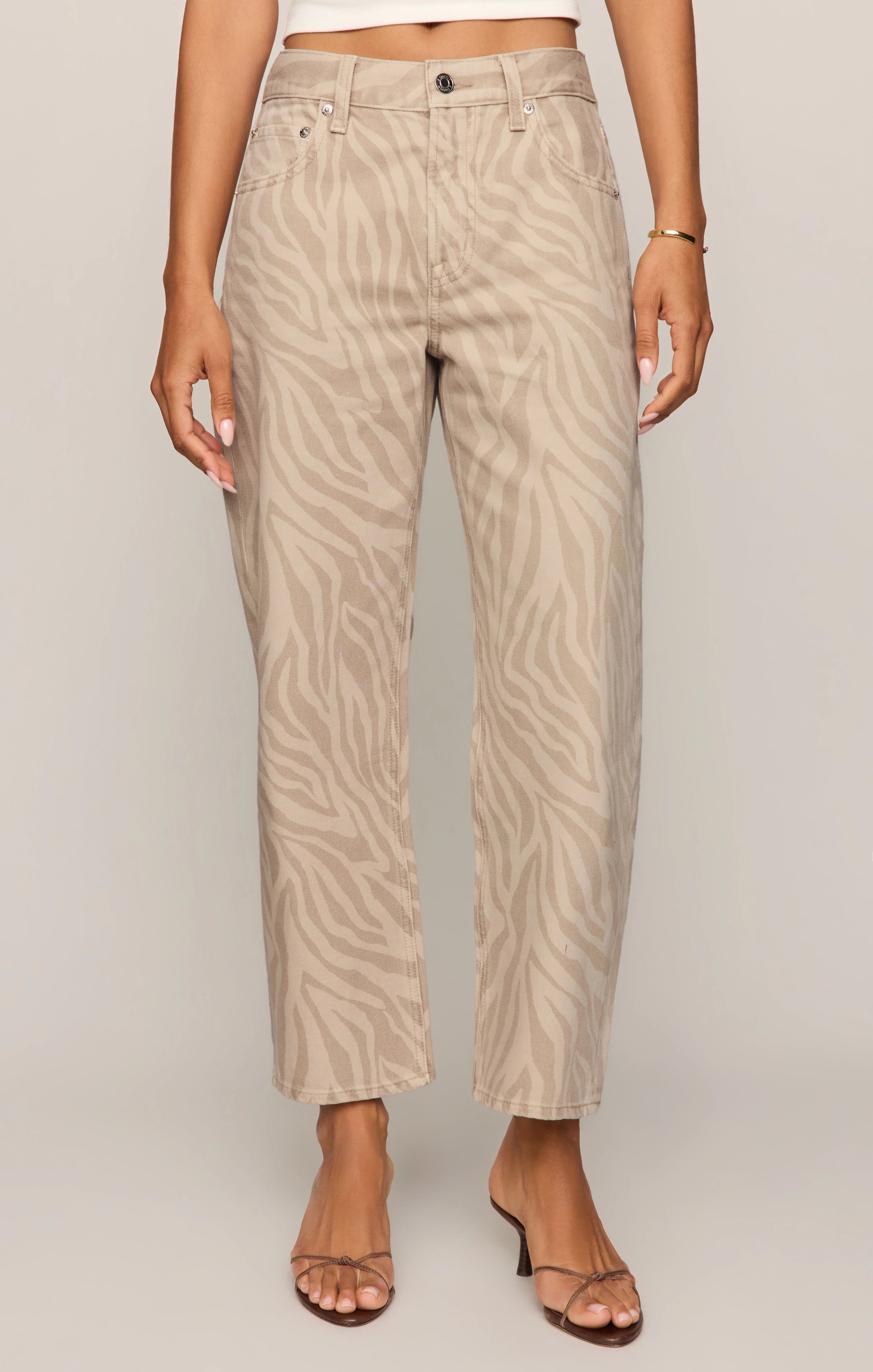 The Off Duty Mid-Rise Bowed Ankle Denim