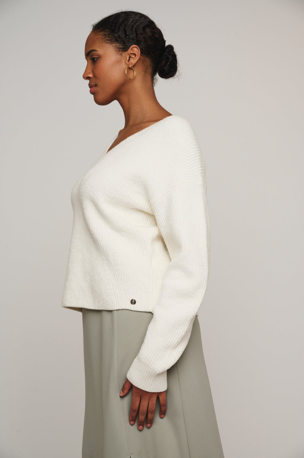 Donta V-Neck Sweater