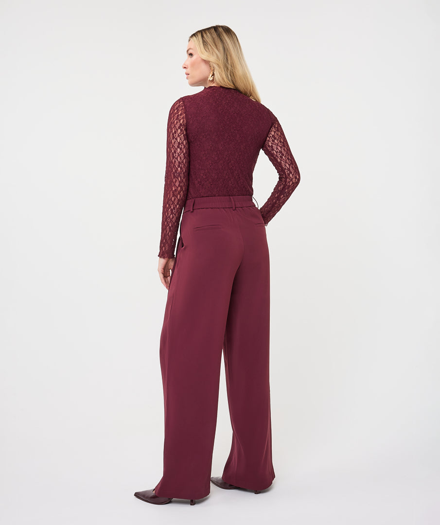 Pleated Wide Leg Trouser