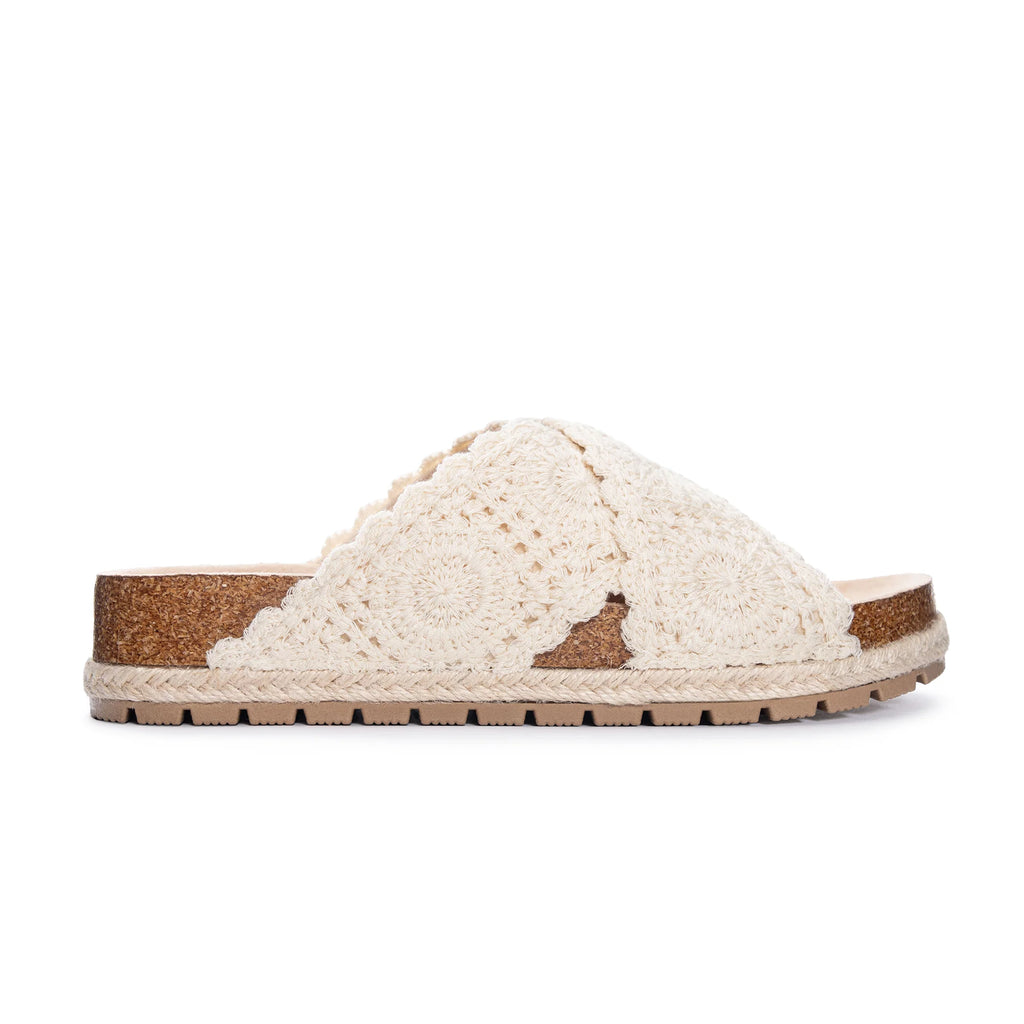 Tacoma Crochet Slide