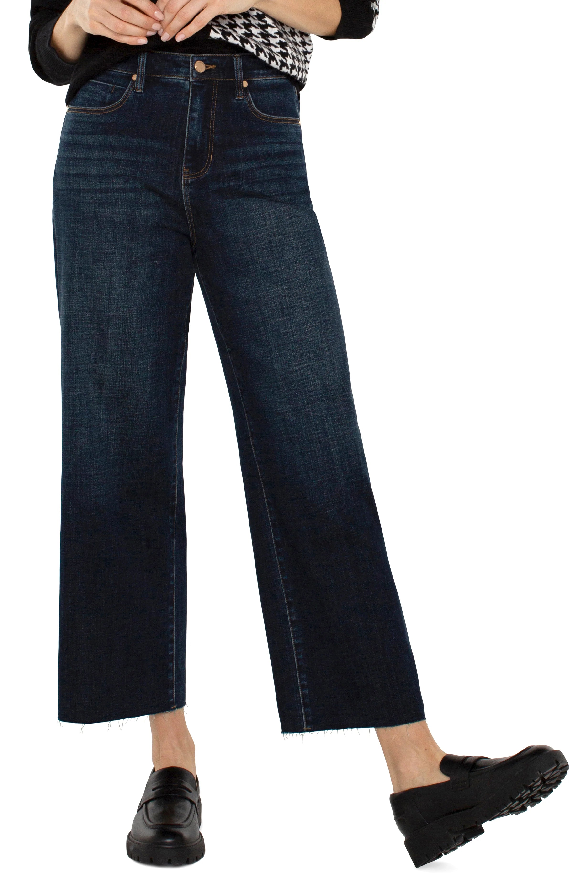 Stride Hi-Rise Raw Hem