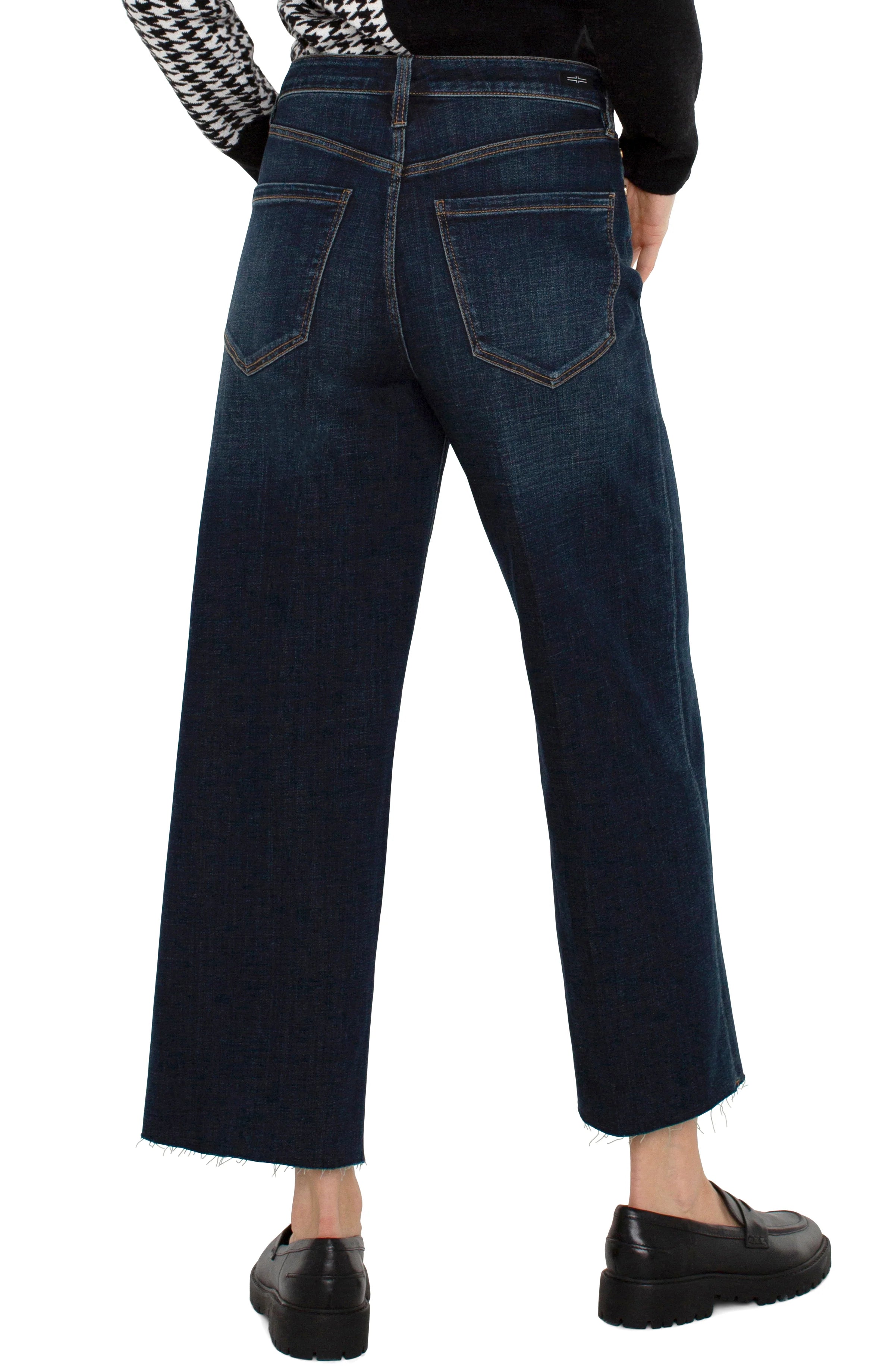 Stride Hi-Rise Raw Hem