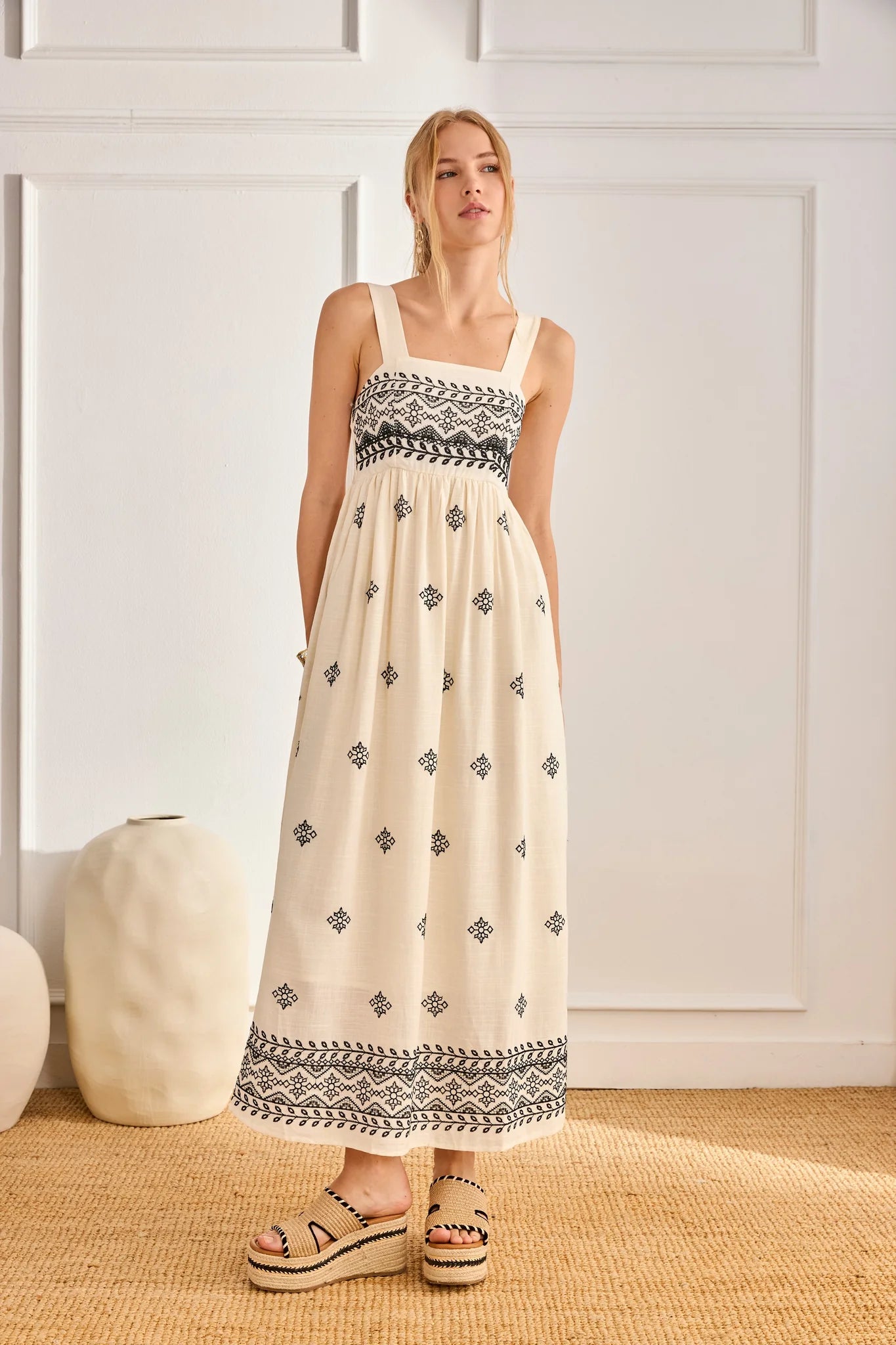 Urani Two-Tone Embroidered Midi Dress