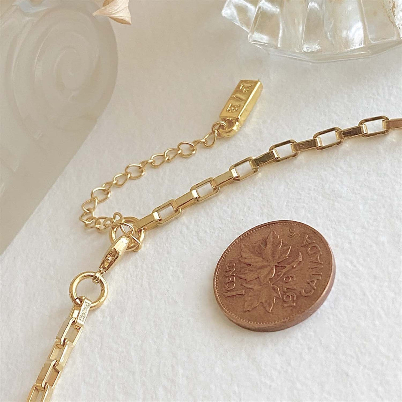 Dua Chunky Rectangular Box Chain Necklace