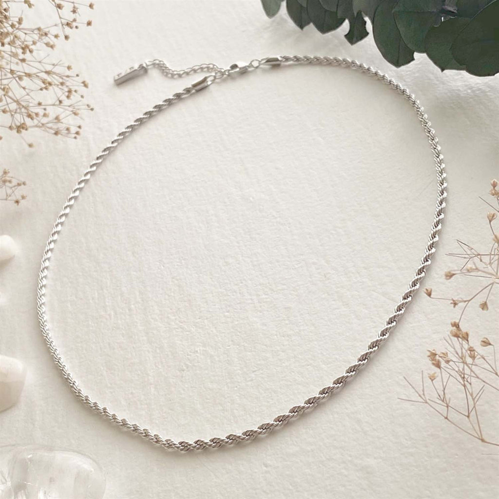 Ocnus Rope Chain Necklace