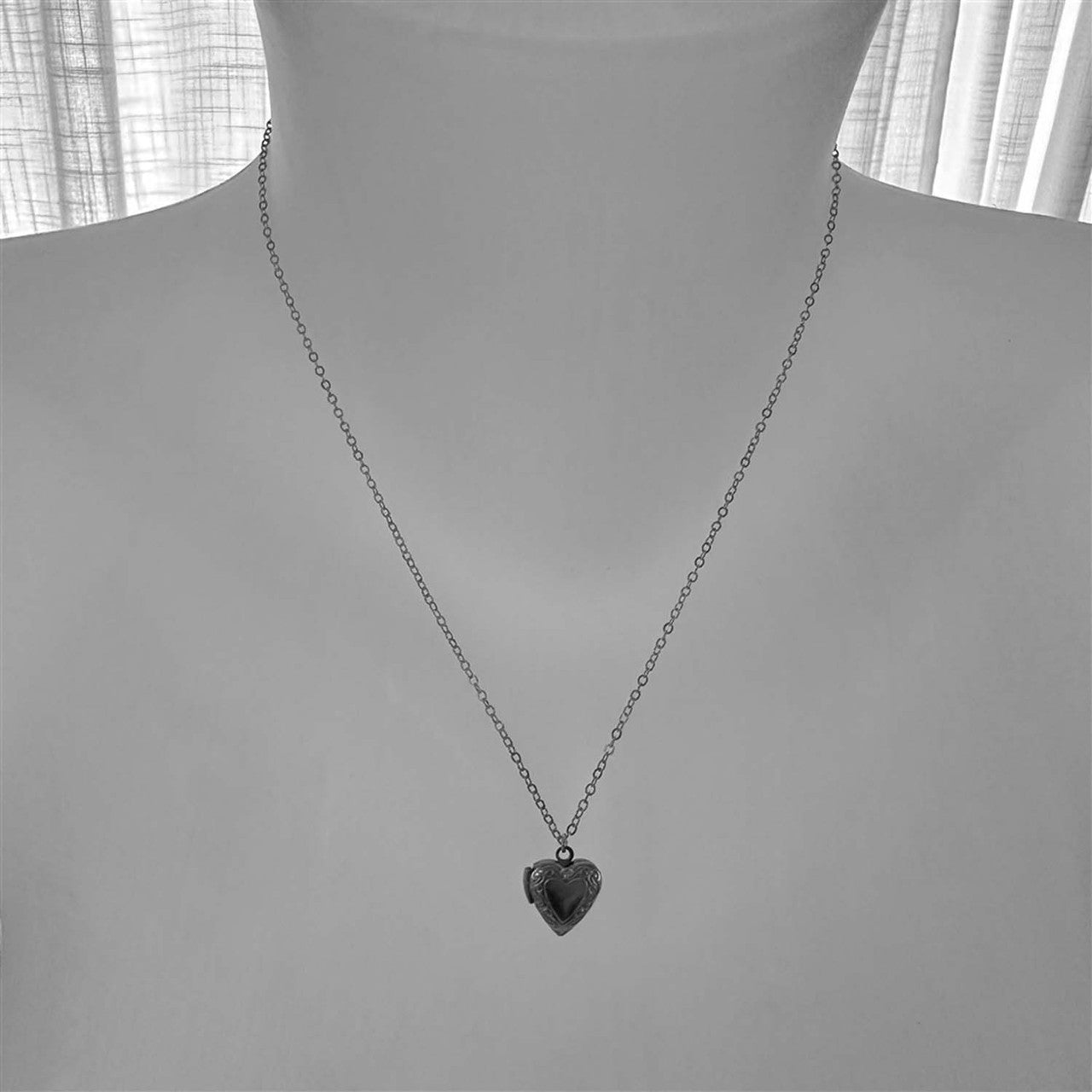 Elizabeth Vintage Heart Shaped Locket Charm Necklace