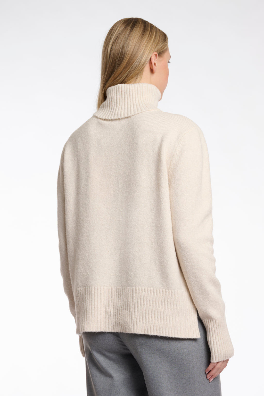 Nanke Turtleneck Sweater