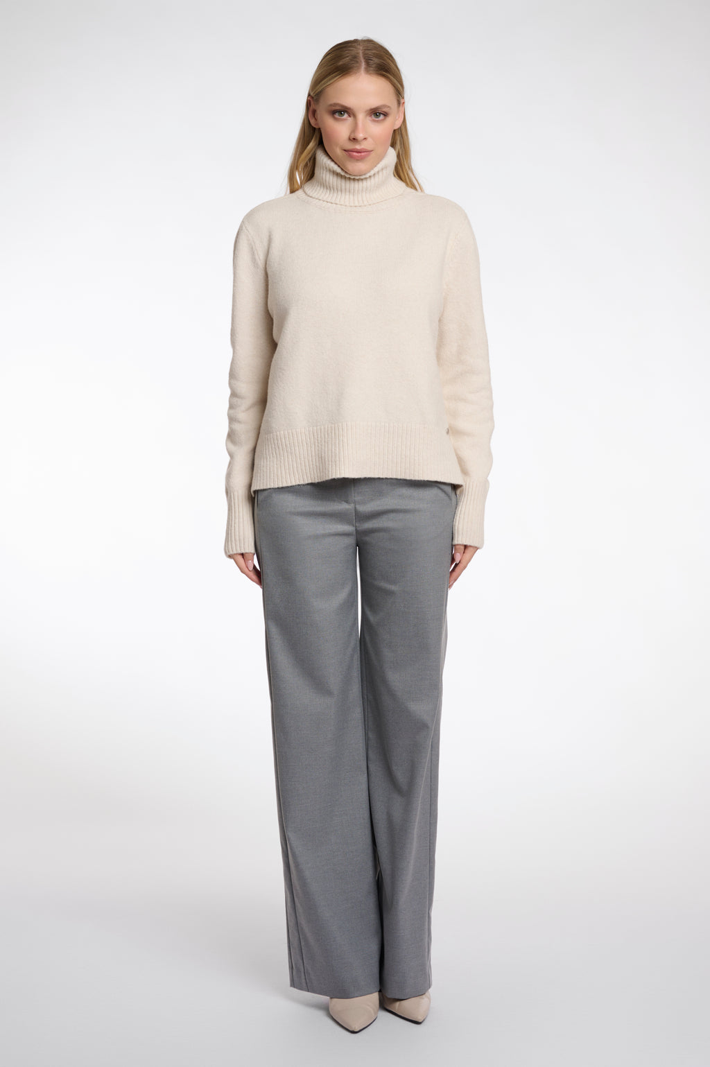 Nanke Turtleneck Sweater