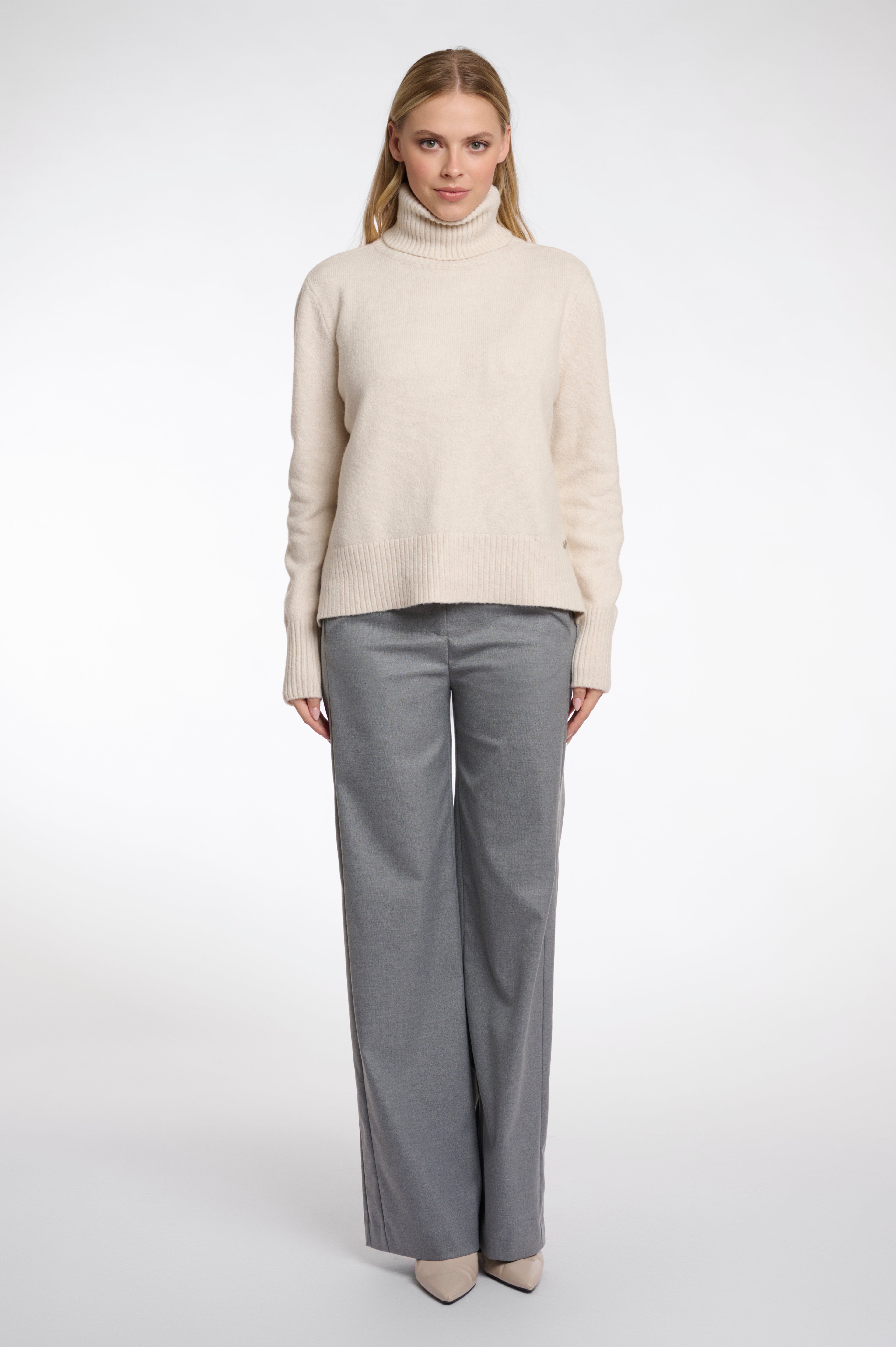 Nanke Turtleneck Sweater
