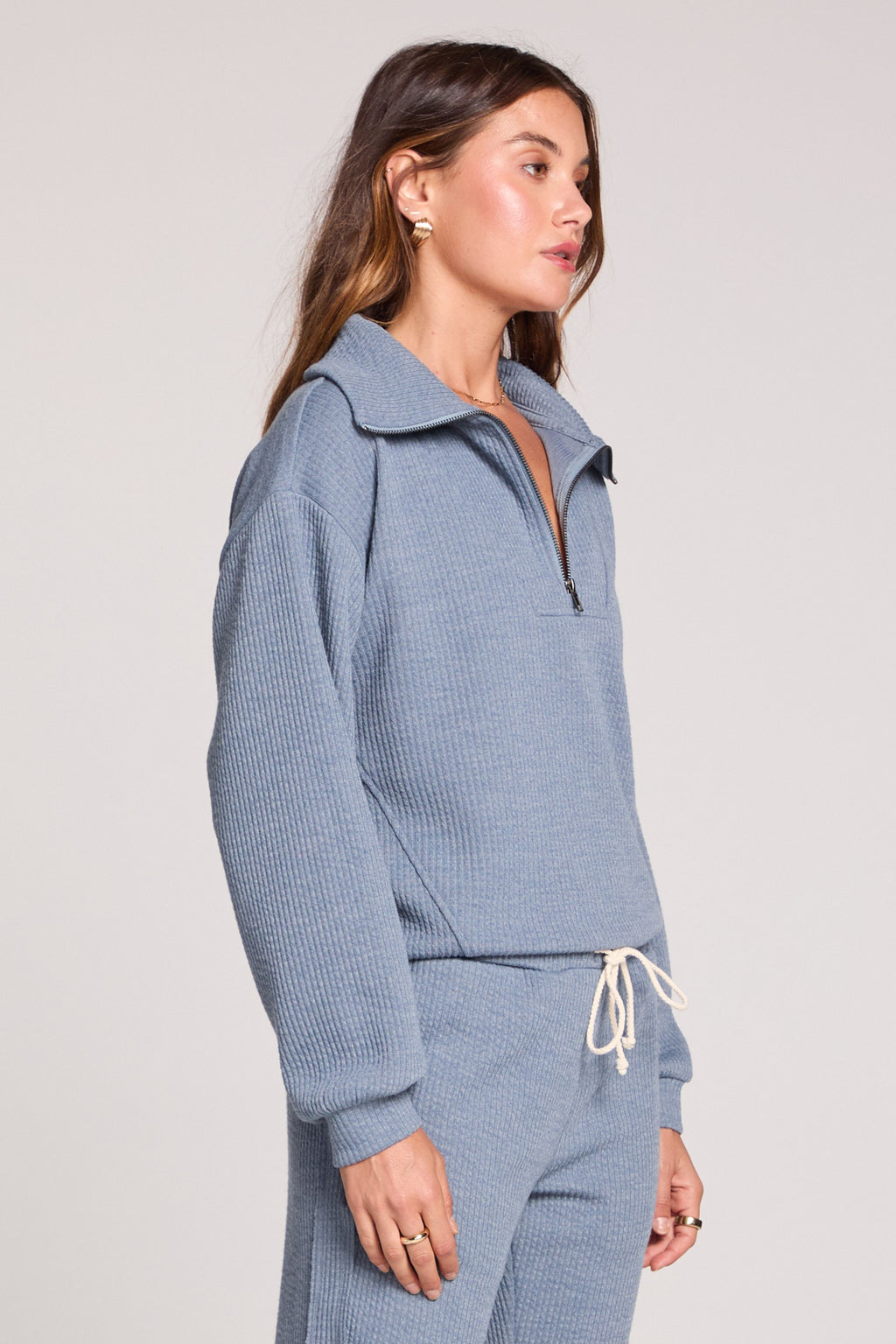 HALF ZIP SEAM PULLOVER