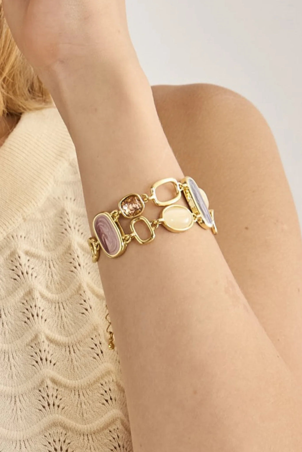 Dailen Metal Bracelet with Rhinestones