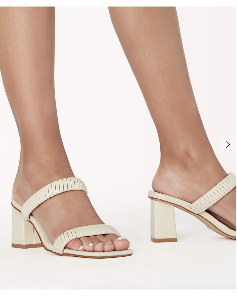 Ula Sandal