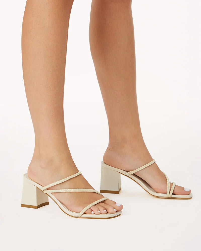 Yazmin Heel