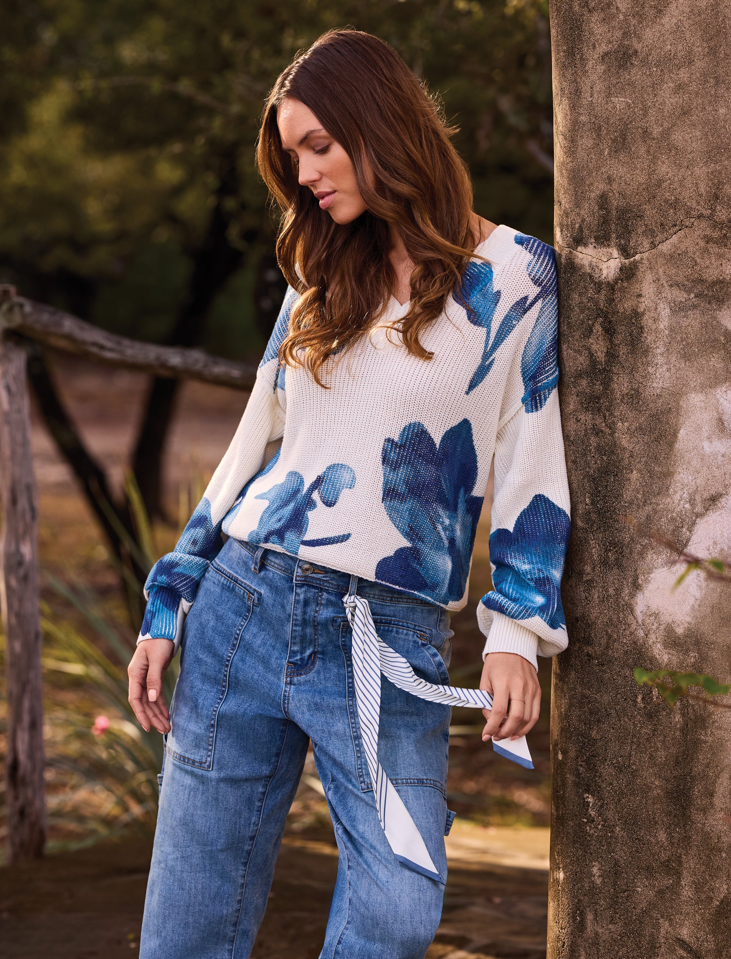 Drop Shoulder V-Neck Puff-Sleeve Printed Sweater