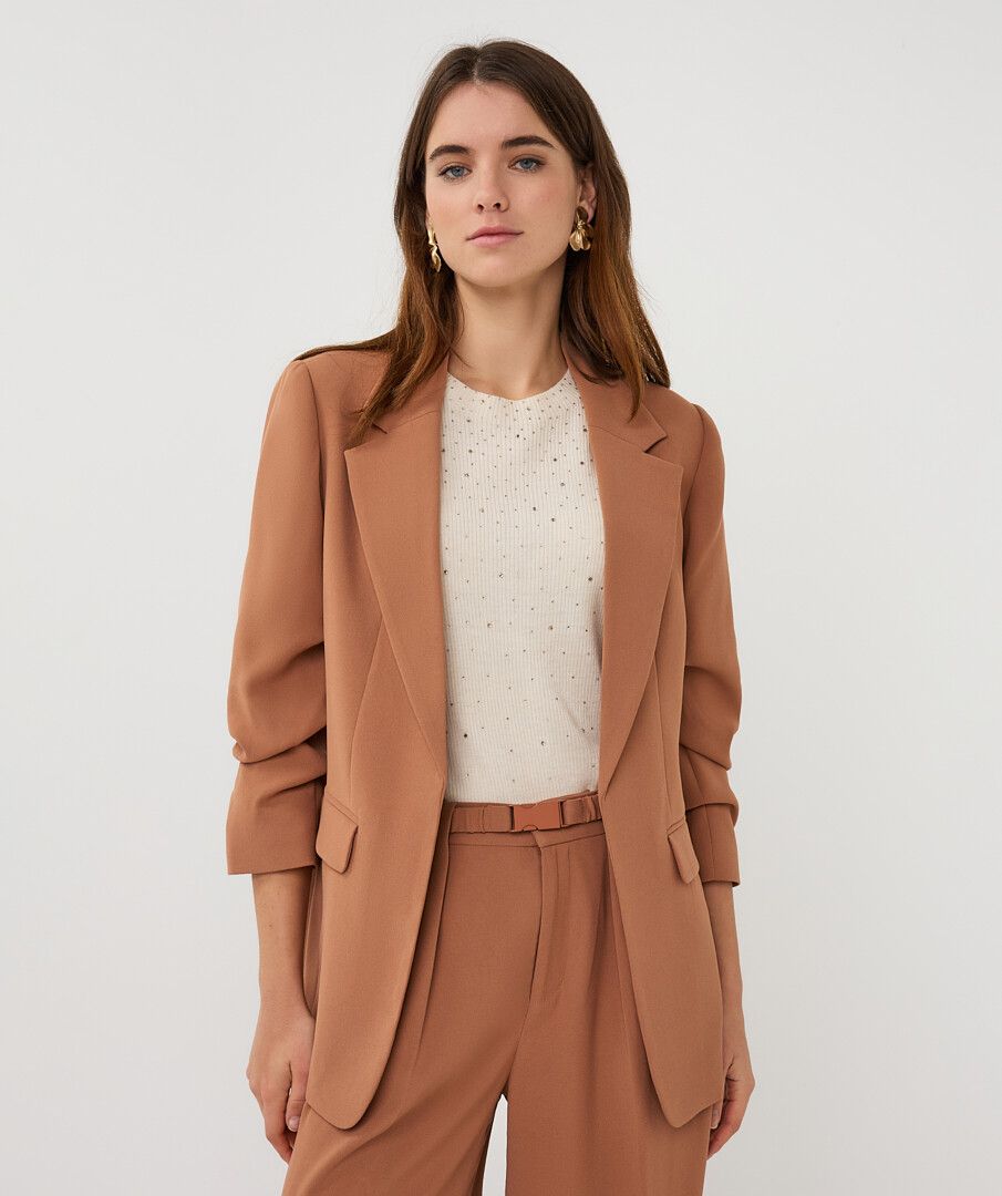 Ruched 3/4 Sleeve Crepe Blazer