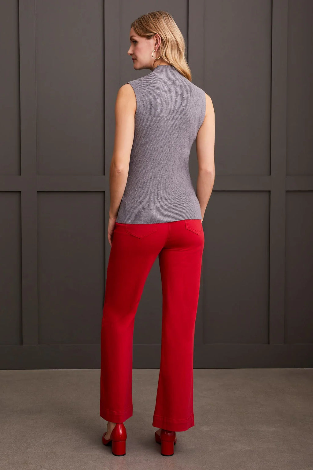 Textured Sleeveless Mock Neck Top