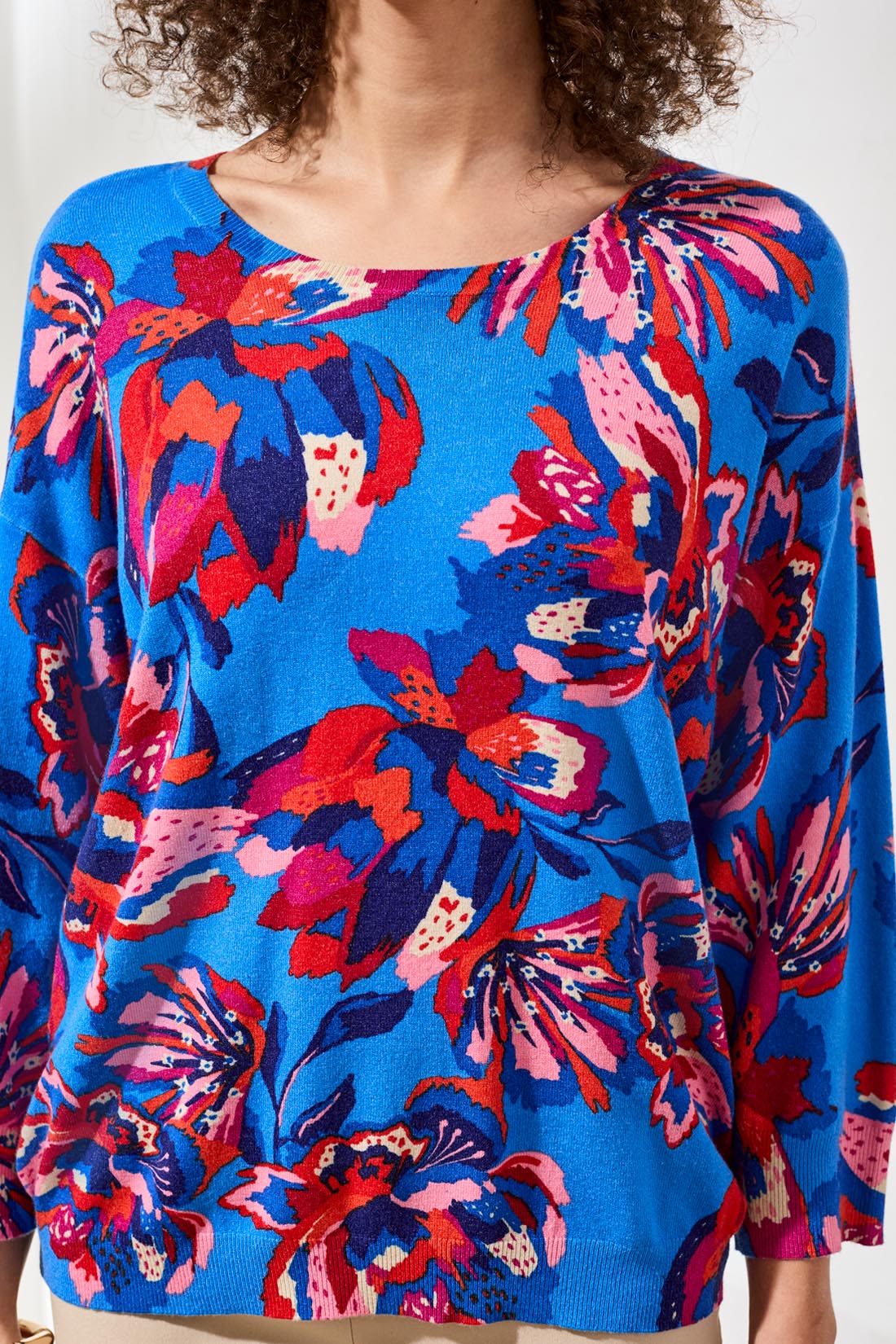 Soft Yarn Three-Quarter Sleeve Sweater