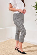 Pull-On Capri with Side Slit