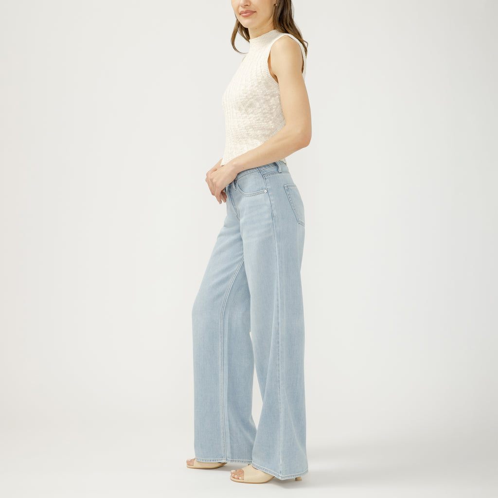 Suki Mid Rise Wide Leg Jeans