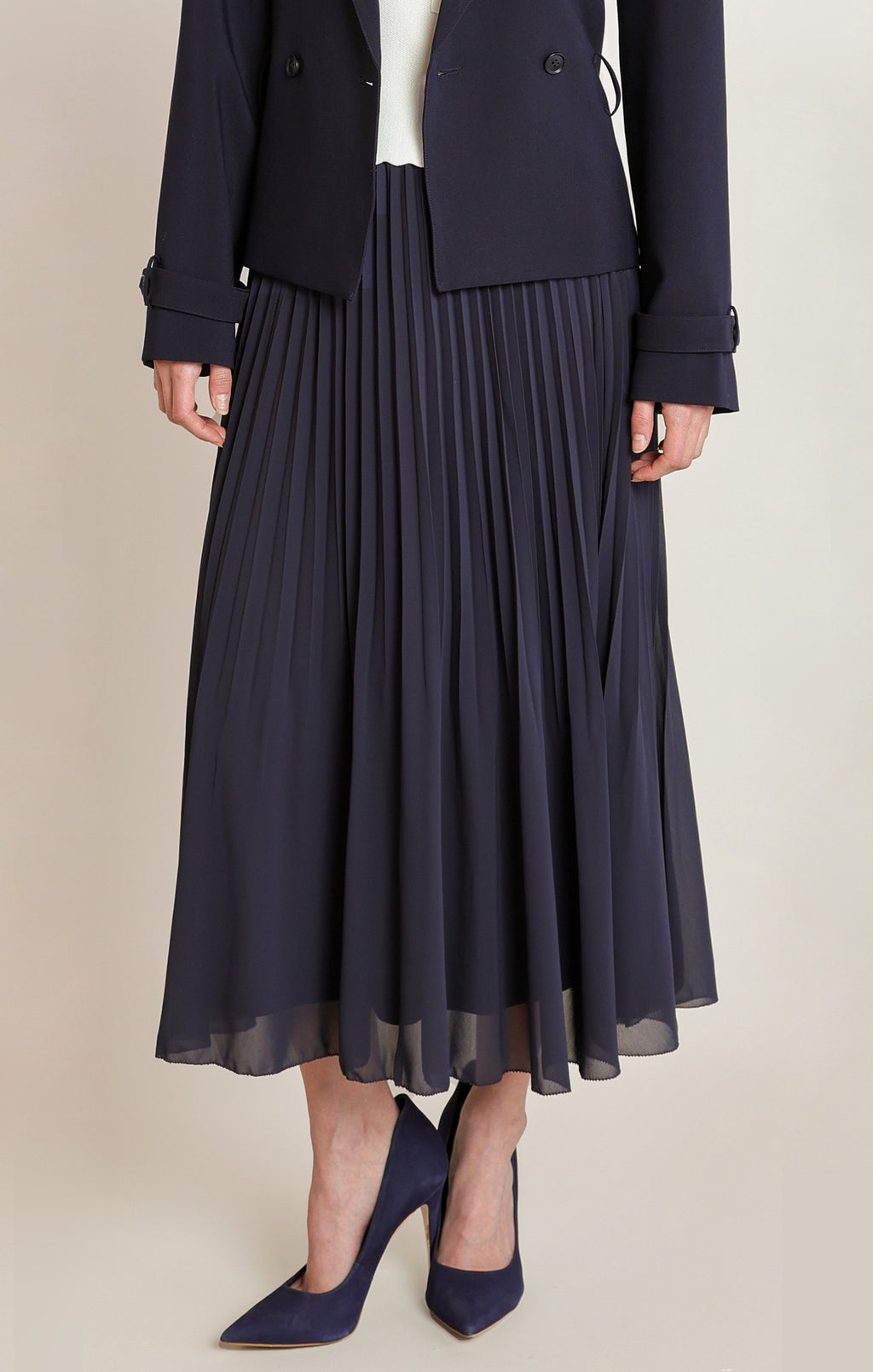 Pleated Flowy Pull On Midi Skirt
